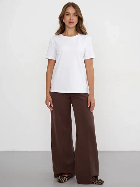 Футболка BASE, белая